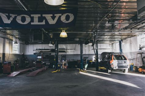 baker garage volvo denver.